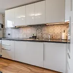 דירה Osiedle Tysiaclecia Piastow By Bookinghost *