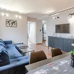 Osiedle Tysiaclecia Piastow By Bookinghost דירה