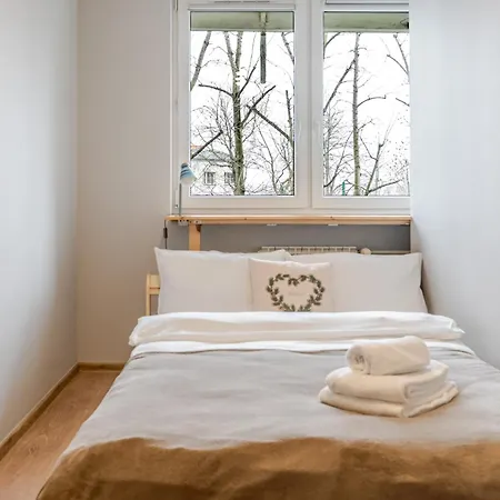 Osiedle Tysiaclecia Piastow By Bookinghost Apartment Katowice