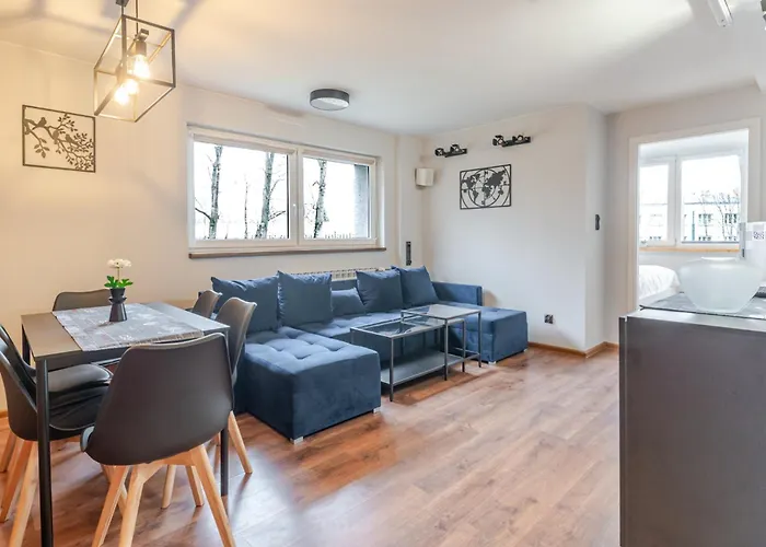 Osiedle Tysiaclecia Piastow By Bookinghost 公寓