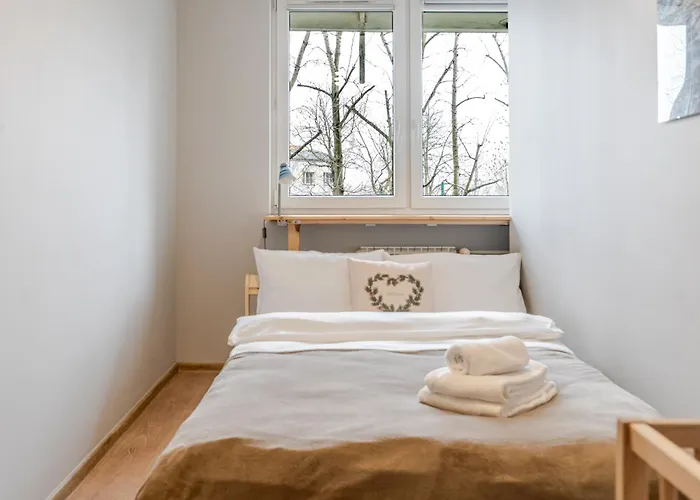 Osiedle Tysiaclecia Piastow By Bookinghost 아파트 카토비체