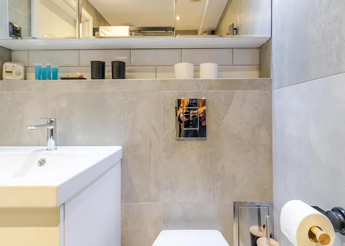 Osiedle Tysiaclecia Piastow By Bookinghost Катовице