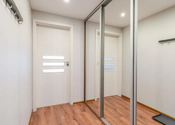 Osiedle Tysiaclecia Piastow By Bookinghost 卡托维兹