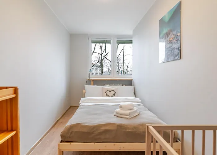 Osiedle Tysiaclecia Piastow By Bookinghost 카토비체